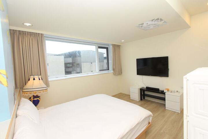 Room 119 of 246