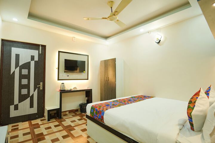 Room 20 of 26