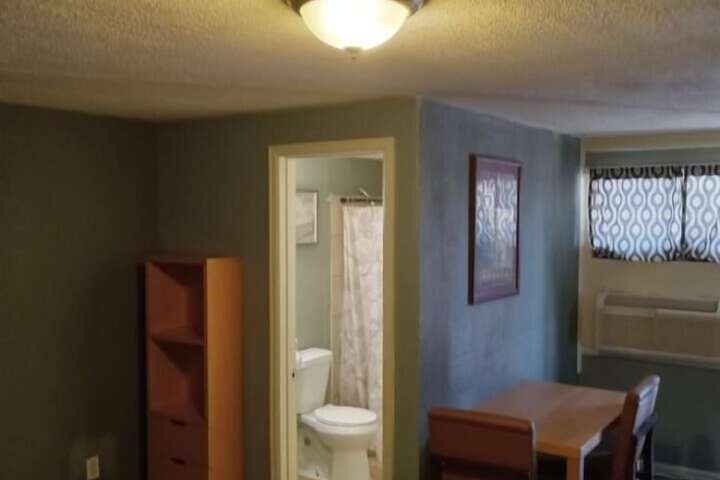 Room 12 of 19