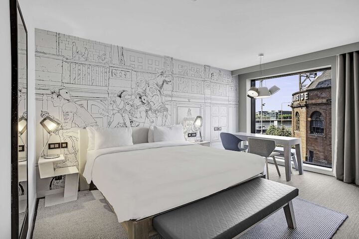 Room 21 of 124
