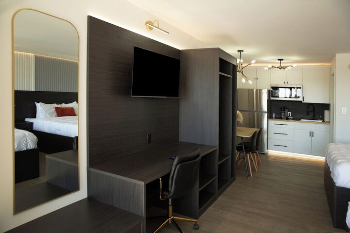 Room 13 of 41