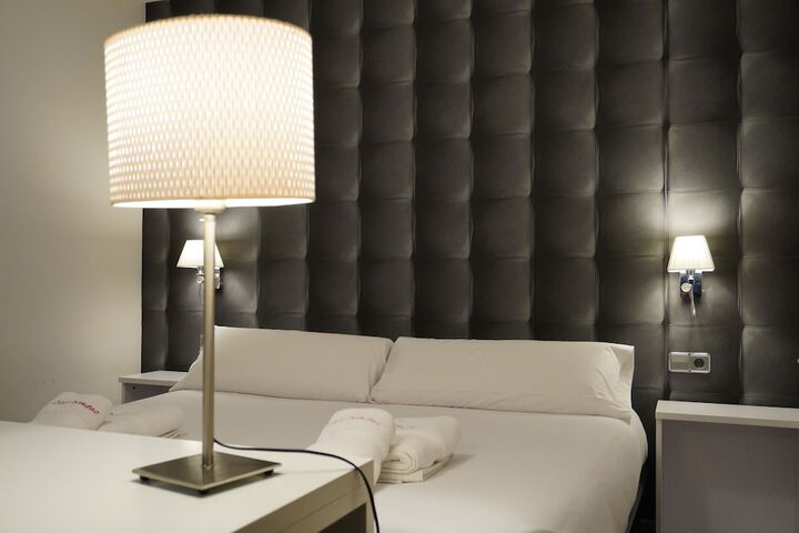 Room 21 of 42