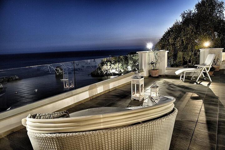 Terrace/Patio 106 of 109