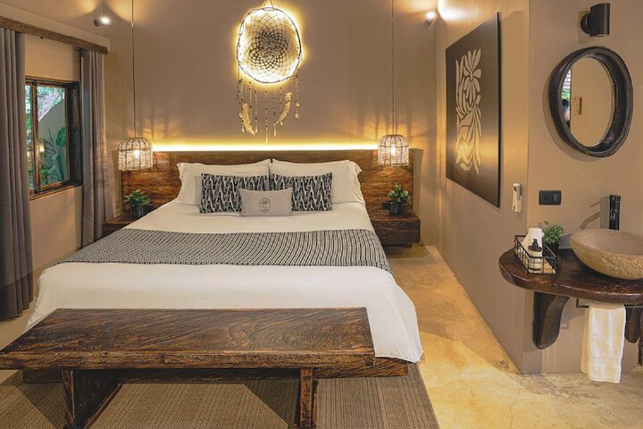 Room 10 of 92