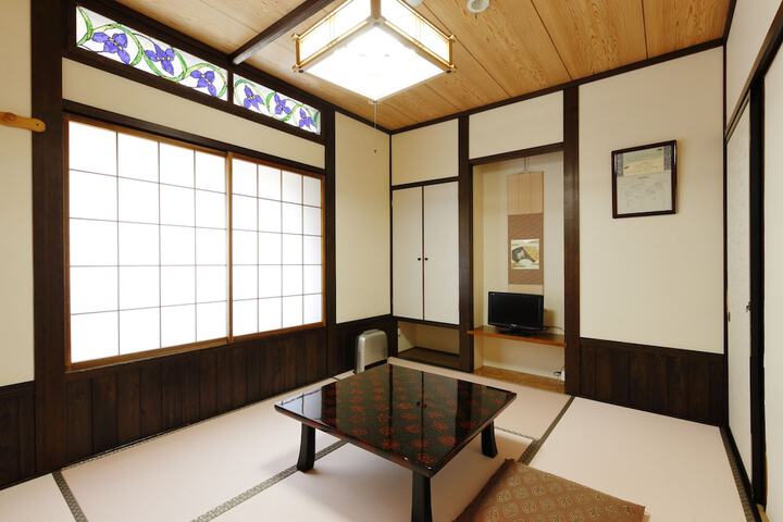 Dining Photos