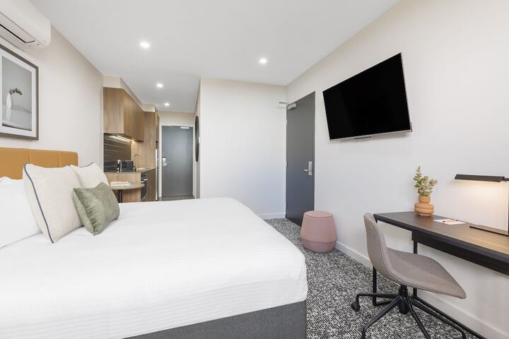 Room 9 of 44