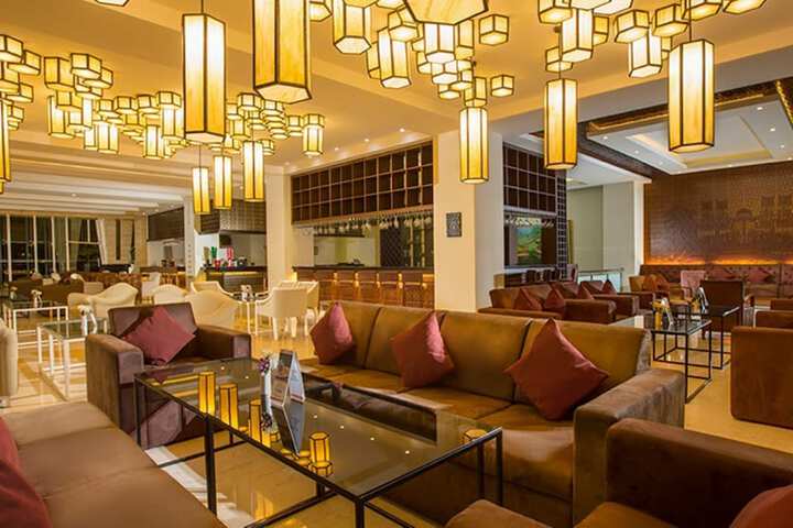 Hotel Lobby