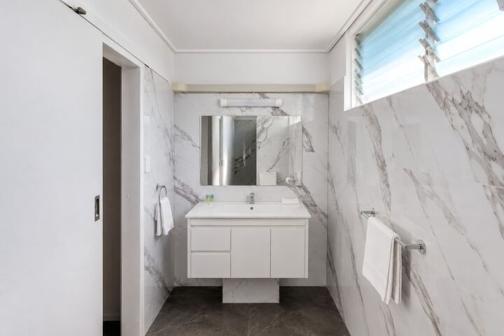 Clean Restrooms