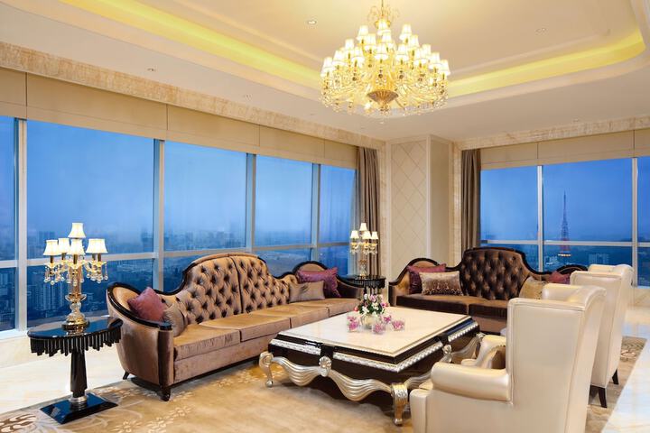 Room 46 of 134