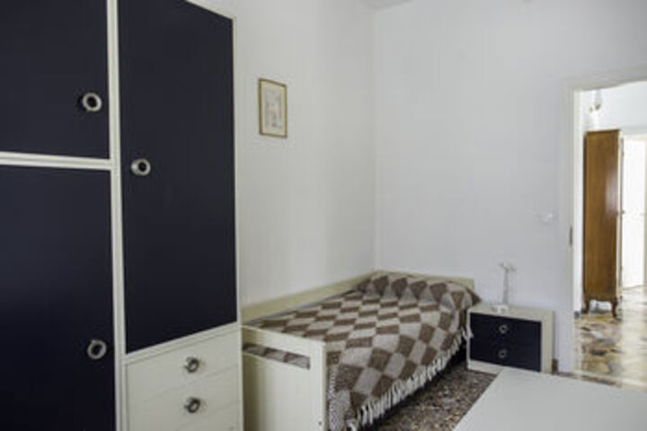 Room 433 of 871
