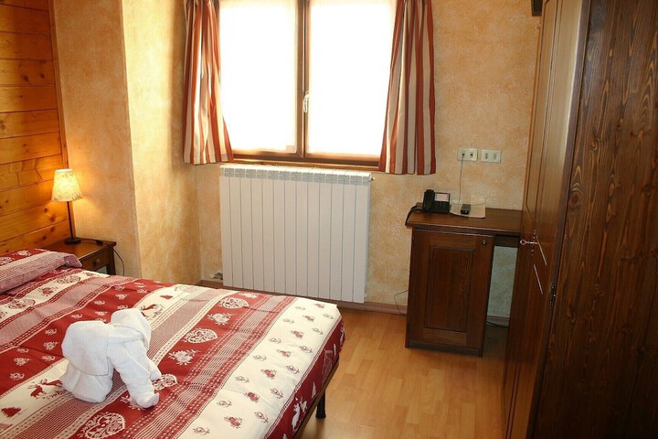 Room 14 of 26