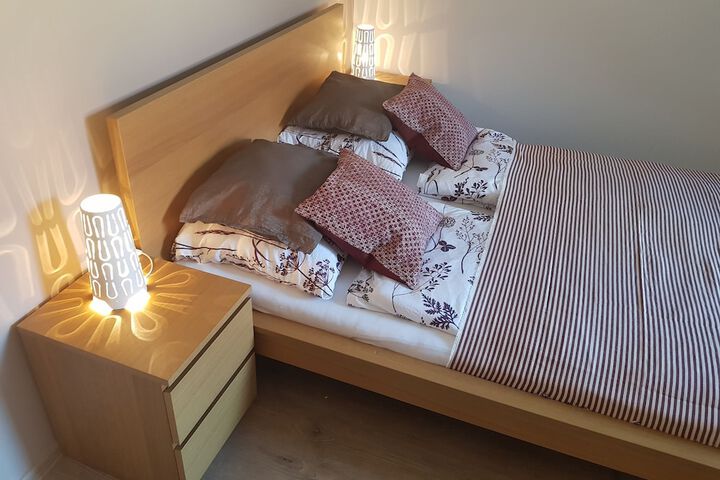 Room 17 of 100