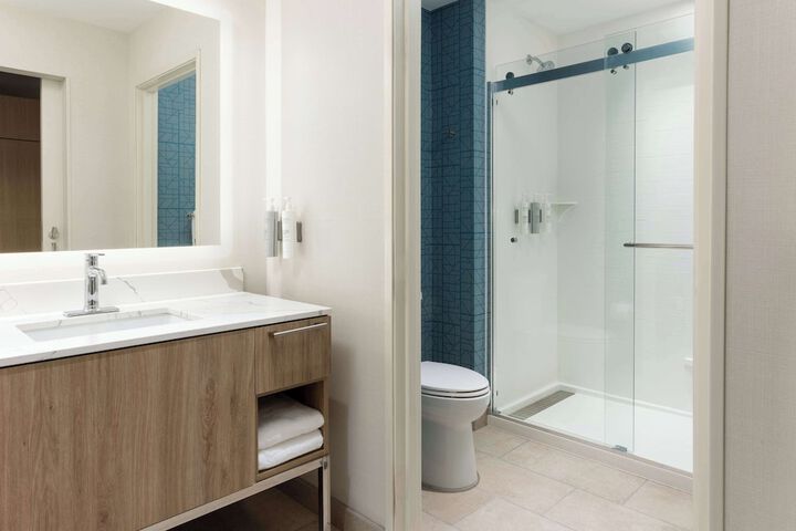 Bathroom shower