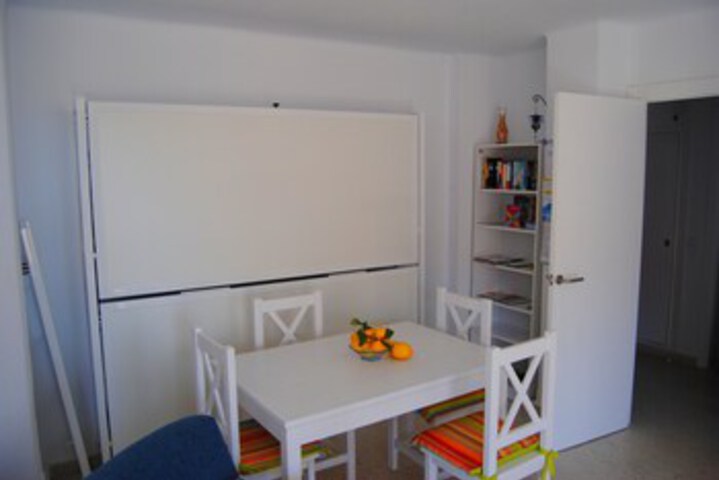 Room 10 of 19