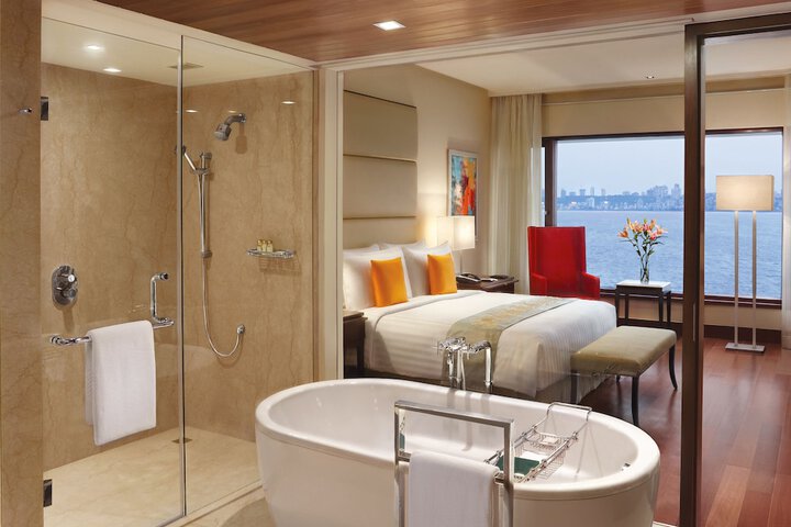 Room 93 of 150