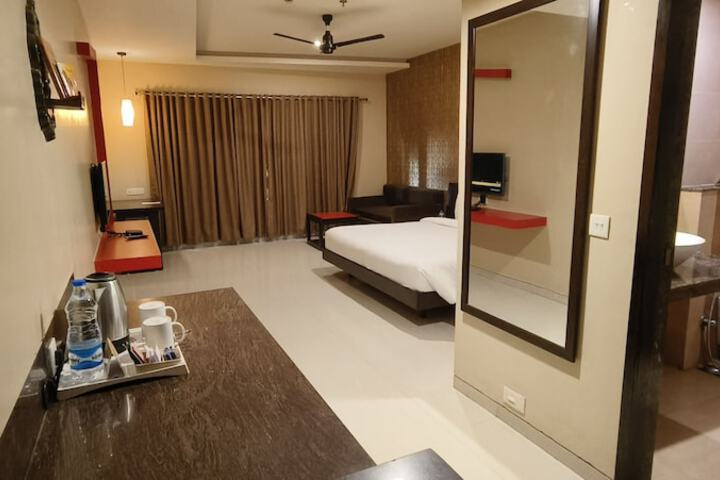 Room 18 of 45