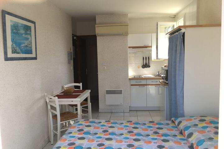 Room 3 of 50