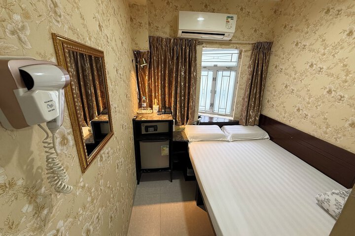 Room 39 of 138