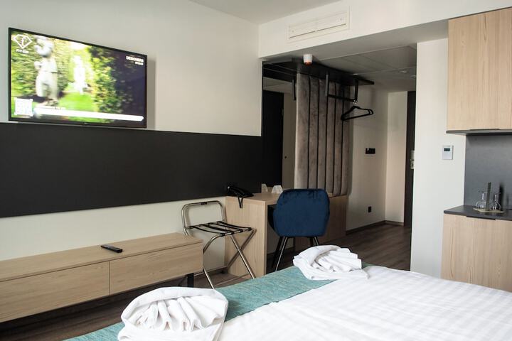 Room 21 of 62