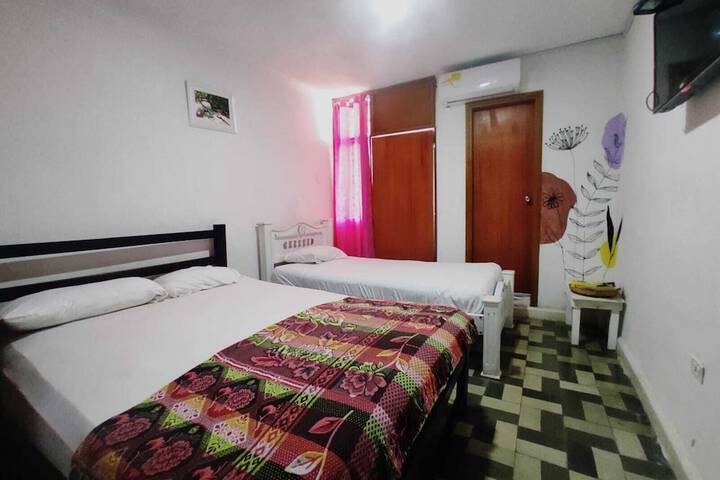 Room 6 of 11