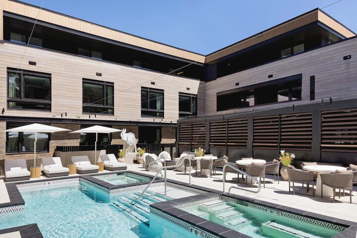 Pool 50 of 68