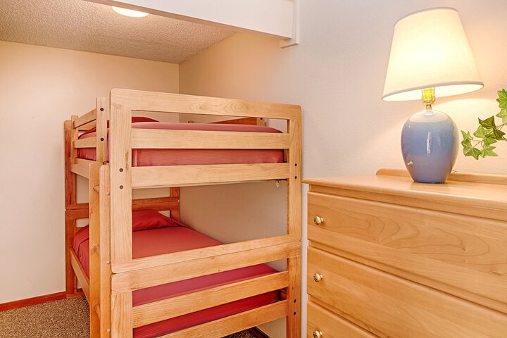 Room 5 of 42