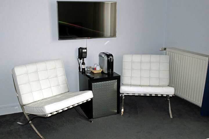 Room 47 of 72