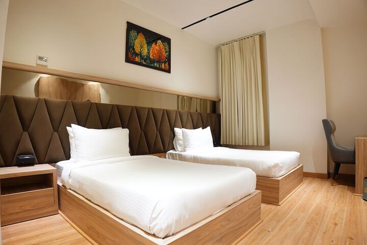 Room 10 of 56