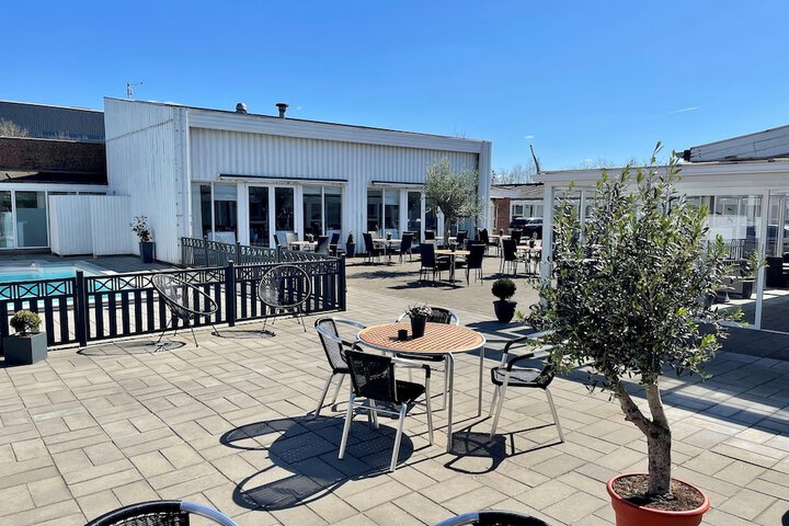 Terrace/Patio 20 of 30