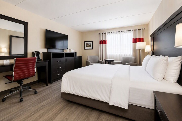 Room 12 of 27