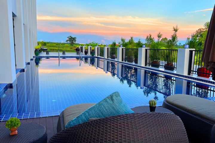 Pool 58 of 69