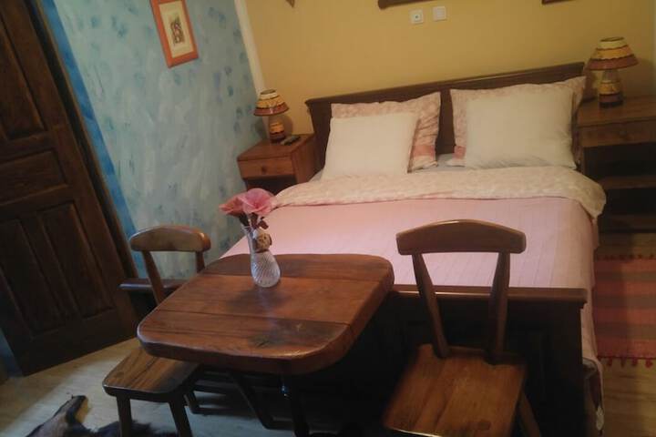 Room 9 of 54