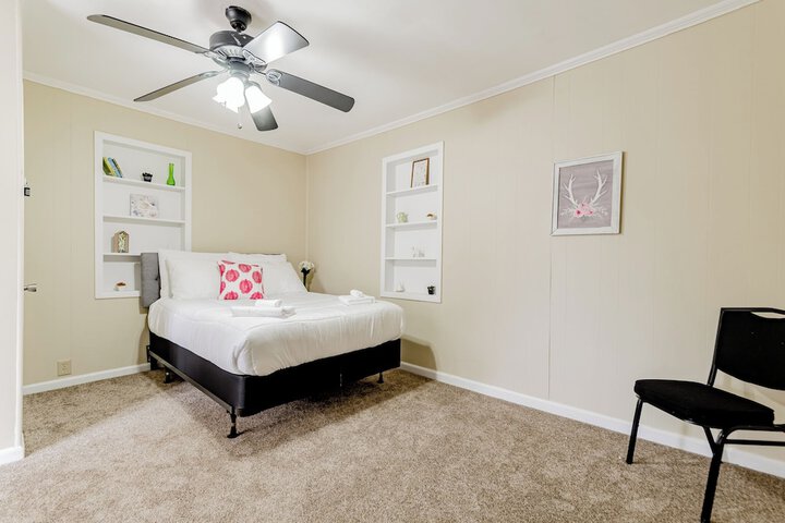 Adorable on Taylor Both Units in West Columbia, SC