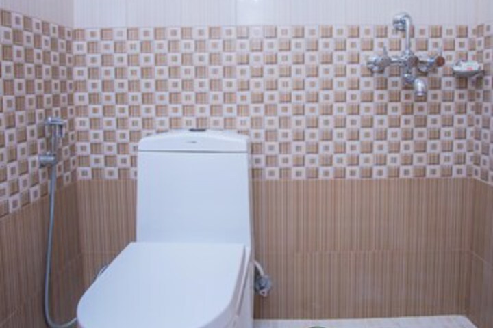 Room 2 of 30