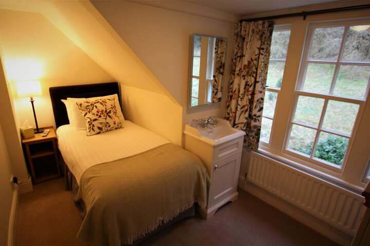 Room 7 of 45