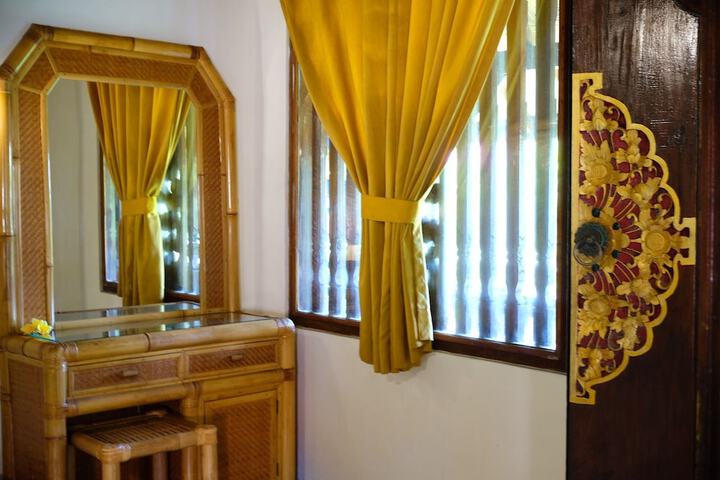 Room 21 of 57