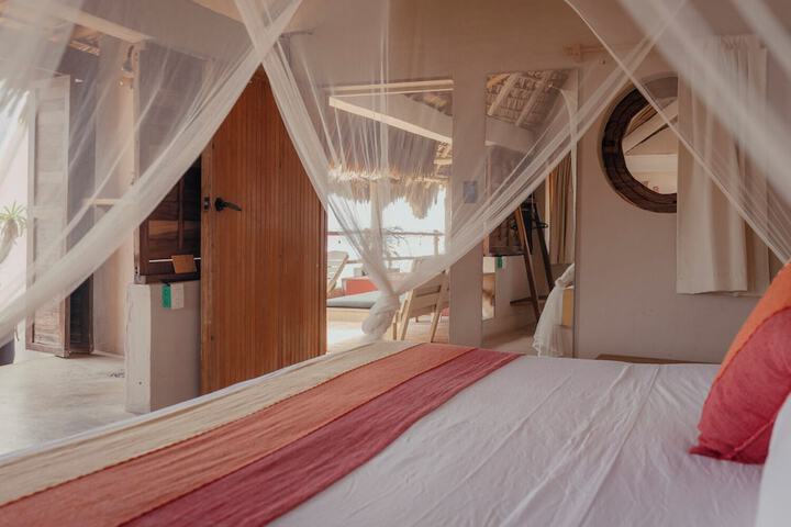 Room 46 of 80
