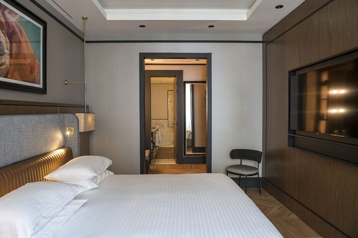 Room 26 of 131
