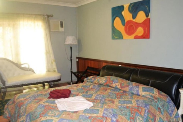 Room 3 of 23
