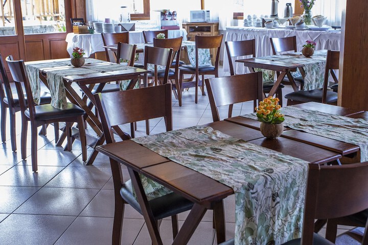 Dining 153 of 189