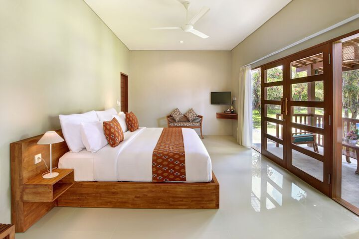 Room 4 of 52