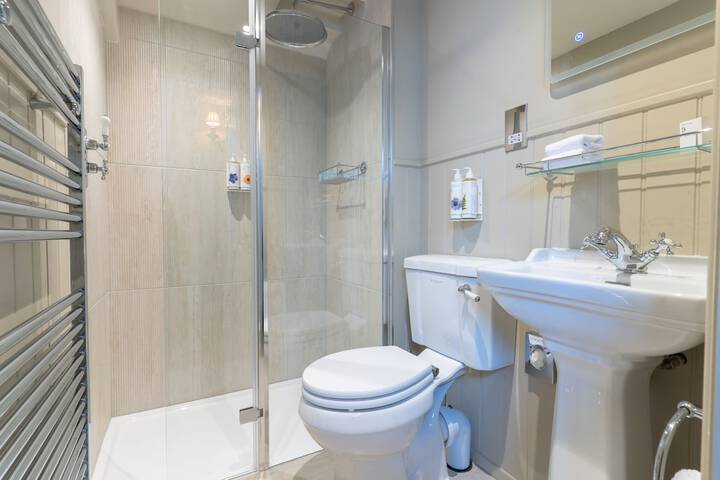 Bath Interior