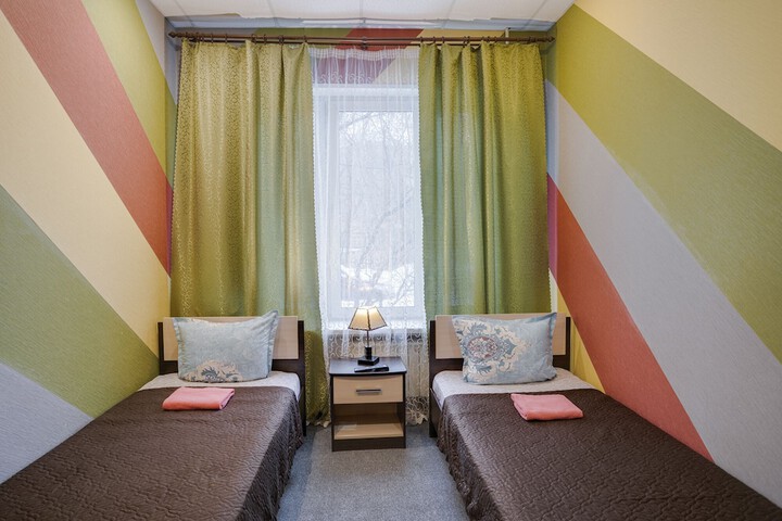 Room 19 of 28