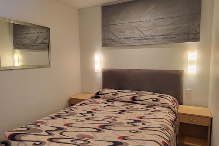 Room 15 of 65