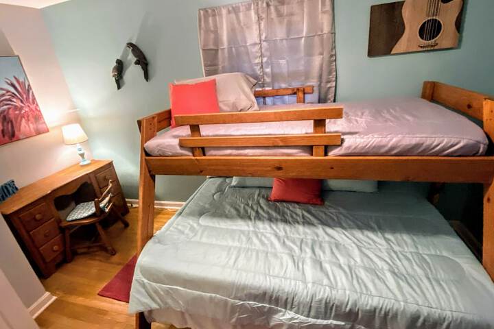 Room 13 of 150