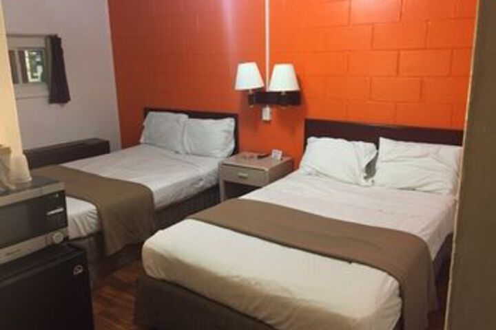 Room 22 of 44