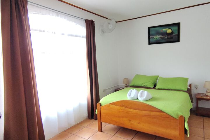 Room 30 of 110