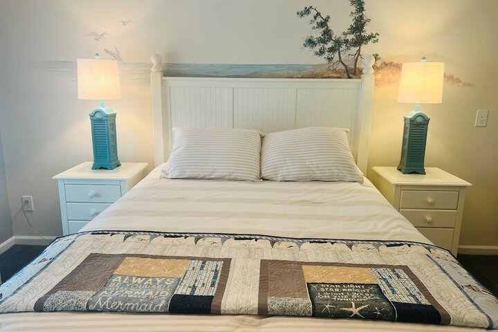 Room 5 of 61
