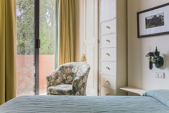 Room 15 of 40