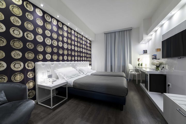 Room 11 of 47